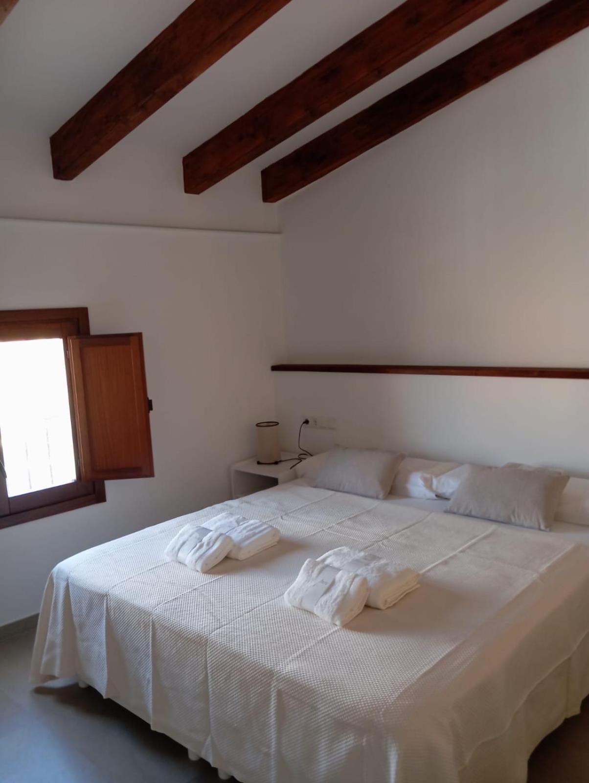 Apartamentos Turisticos La Bodegueta Утьєль Екстер'єр фото